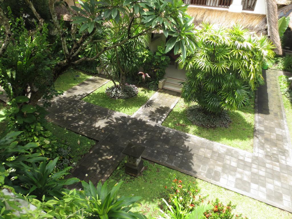 โรงแรมปูริ ราชา เลอกีอัน ภายนอก รูปภาพ