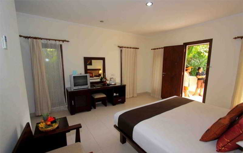 โรงแรมปูริ ราชา เลอกีอัน ภายนอก รูปภาพ