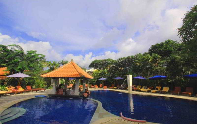 โรงแรมปูริ ราชา เลอกีอัน ภายนอก รูปภาพ